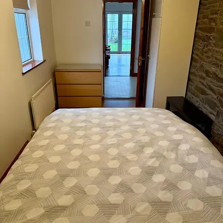 Beachfront - 3 Bedrooms * Clogherhead