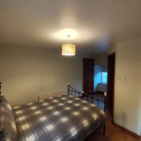 Beachfront - 3 Bedrooms * Clogherhead