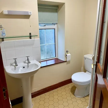 Beachfront - 3 Bedrooms * Clogherhead