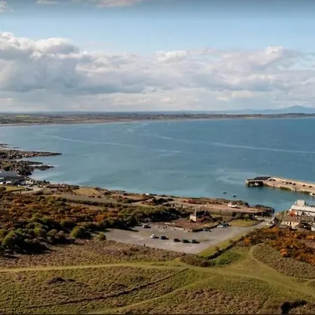 Beachfront - 3 Bedrooms Clogherhead