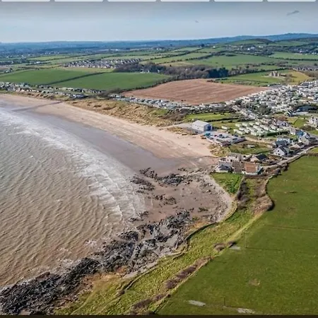 Holiday home Beachfront - 3 Bedrooms